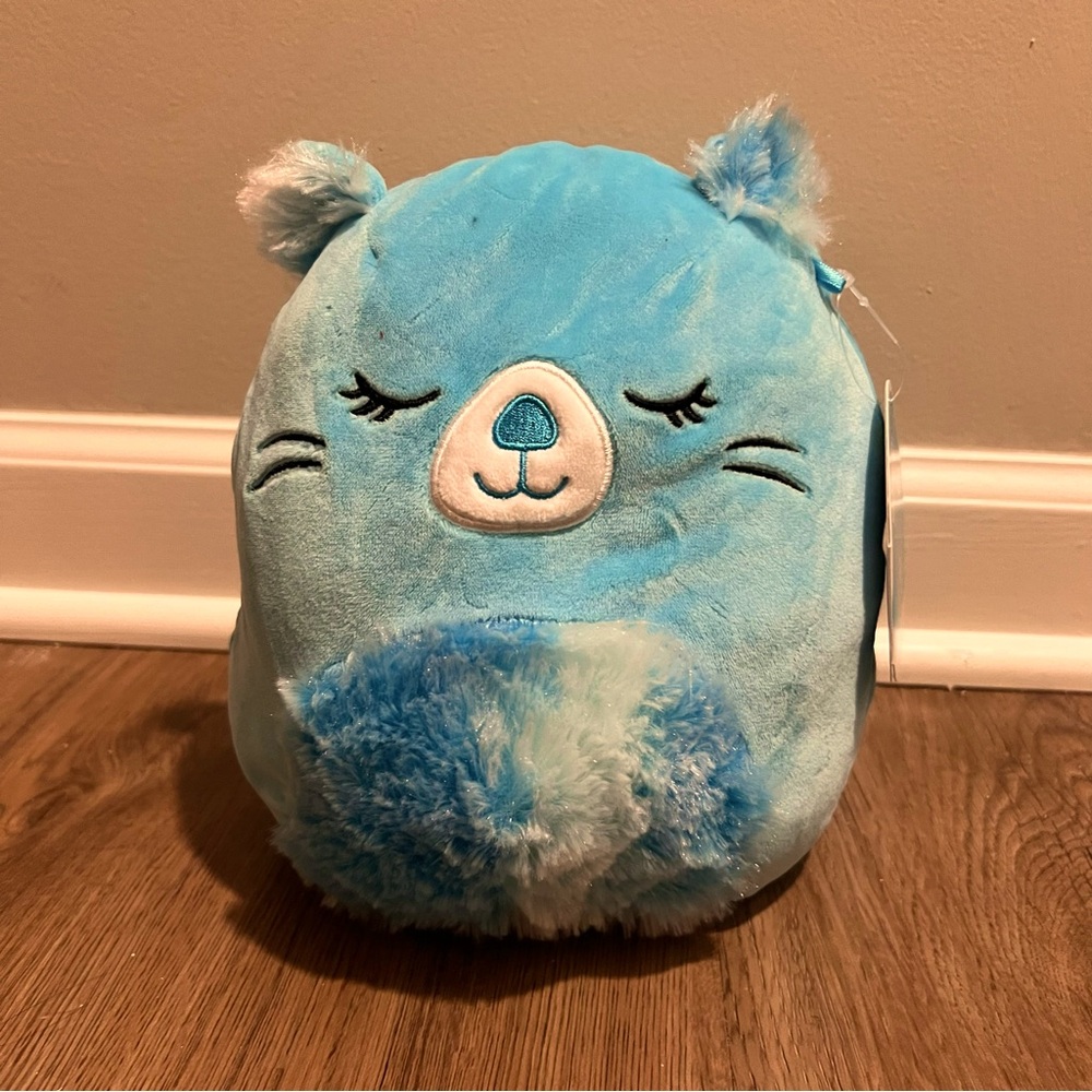 NWT Bara the Beaver 8 Inch Squishmallow